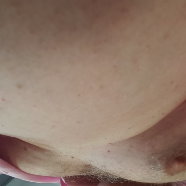 Xtudr - SumisoGordo69: Soy un maduro obeso, con doble personalidad, por un lado pasivo sumiso, en busca de un amo joven de entre 18 y 30 año...