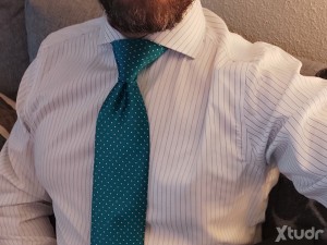 Xtudr - Trajeycorbata: 
Cerdete en general pero me pone mucho llevar camisa traje y corbata 