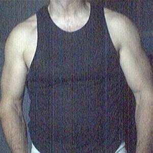 Xtudr - amomuscmadrid: Tio musculado, morboso, guapete, guarro y muy macho. Me gusta dar ordenes y tener a un tio obediente currando para mi...