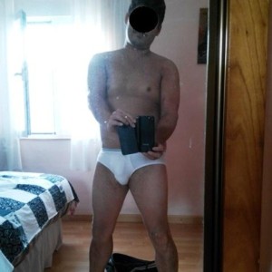 Xtudr - ricecap: Un chico masculino sumiso. Sin sitio, me desplazo por la zona del Besaya. Preferiblemente señores maduros.