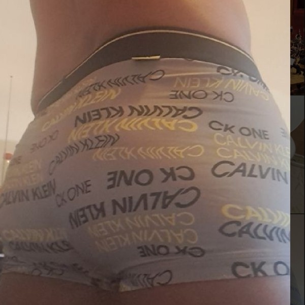 Xtudr - Cerditosumiso34: Cerdito pasivo y sumiso busca amo total 24/7 si así lo desea el amo después de usarme. Busco amo maduro, gordo muy ...