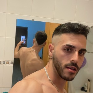 Xtudr - KinkiMaik: Sumiso buscando amo o dominante. Busco sesiones para poco a poco convertirme en tu esclavo. Tambien abierto a conocer a s...