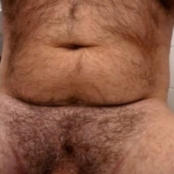 Xtudr - Peludo48: Busco sexo discreto entre machos. Me ponen los tíos viriles y el olor fuerte. Sobacos, sudor, meos, requesón. No me va el ...