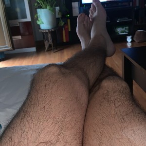 Xtudr - Nuevox: 
Si me propones algo morboso seguro que me apunto.
Fotos en privado. No soy de gym ni postureo ni nada de eso, si buscas ese...