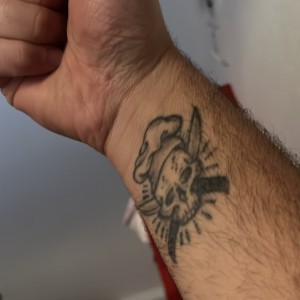 Xtudr - amo34fist: Sesiones de Fist.Si quieres mearte encima y correrte como un salvaje mientras meto mi puño hasta lo más hondo,yo soy tu c...