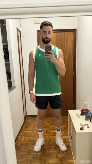 Xtudr - suchagoodboy: Tio masculino, sumiso y cerdo. Me gusta sentirme usado, forzado, humillado. Me encantan pollazos en la cara, sudor, ro...