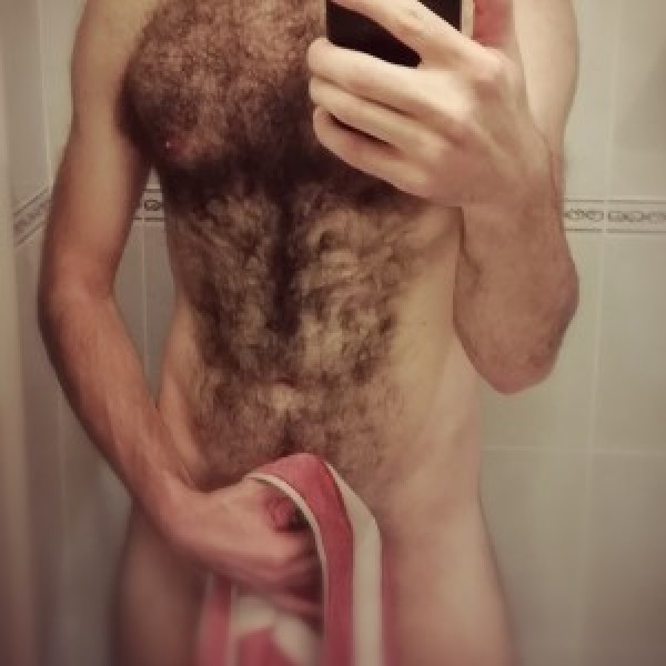 Xtudr - mamonPeludo: Peludo sumisete muy mamon.  Ya tengo pareja, así que para mi esto es un juego esporádico. Nada me pone más que estar de...