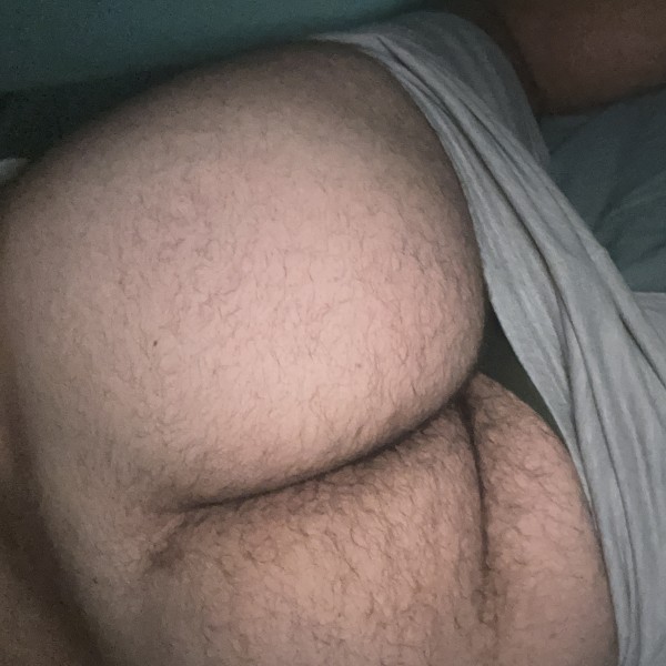 Xtudr - Likedino996: Chico gay pasivo con culazo en busca de aventuras y mucho sexo, si tienes XXL me tienes ganado