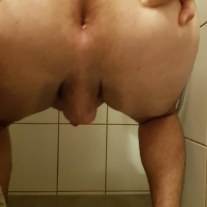 Xtudr - vaguada88: Soy un xico normal con  poca experiencia en esto y con ganas de ser utilizado y aprender. 
En kik soy: vaguada88