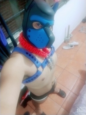 Xtudr - Rubberboy25: Chico y esclavo masoquista, estando en castidad  sin. Llave,  con Amo  en entrenamiento arduo, aguanto el dolor, me gus...