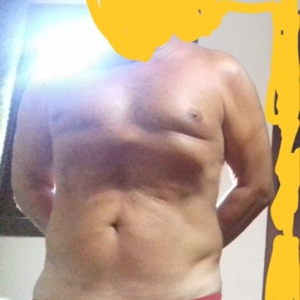 Xtudr - Juanrogo: Hetero, maduro, 61 años. Fuerte y buen cuerpo. No soy gay, ni busco sexo. Tengo una fantasía en la que me gusta recibir pu...