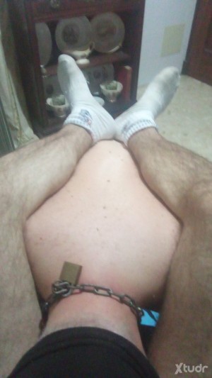 Xtudr - Amo28:  Currando en Sevilla busco sumiso con vida hetero,busco discreccion,tengo sitio,m va tratar con gente que busque quedar y con...