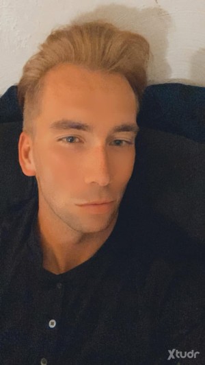 Xtudr - deepthroatdavid: I love servicing a daddy/bear. Either slowly worship his cock, or have them throatfuck me till I swallow every drop...