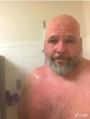 Xtudr - ChefBear: Love to cook, road trips, travel buddy, hiking, camping, swimming, movies, fwb, meeting new friends, etc. 