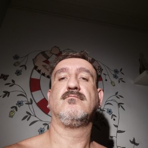 Xtudr - Fist77: Tío tranquilo, anchote y peludo. Estoy buscando aprender y experimentar en la dom/sum, me fascina. Me encanta el Fist y me G...