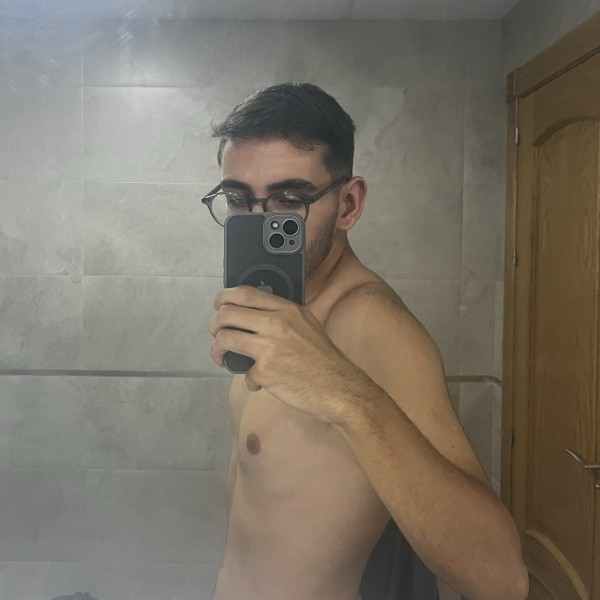 Xtudr - sumisaalm: Aquí pasiva sumisa buscando una relación con un macho dominante, posesivo, controlador y machista
X @jsubguy