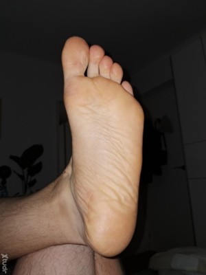 Xtudr - MaxMaster: Amo buscando sumisos.
Me van insultos, bofetadas, escupos, meos, que me comen los pies y calcetines, deepthroating, faces...