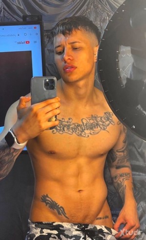 Xtudr - DOMSESESIONXL: LATINO !!  
INSTAGRAM 
Cristianrodriguez777_