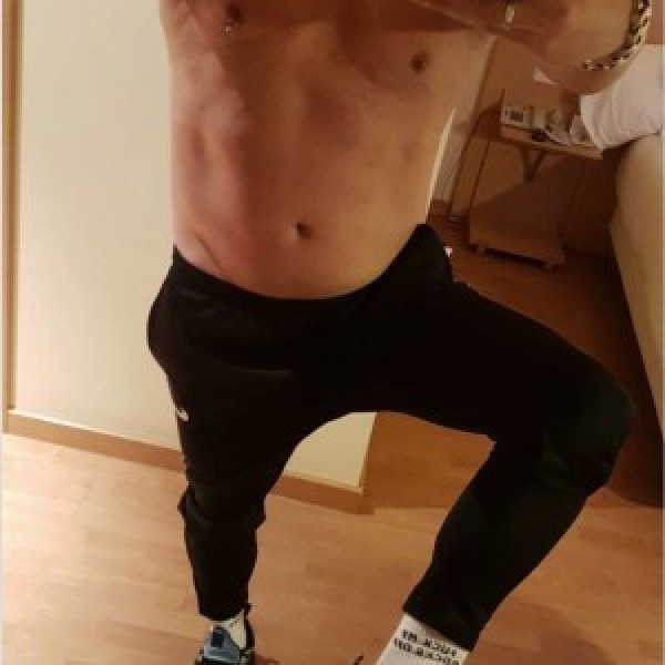 Xtudr - slavesneakers: 📍 PAS ♂️🤜🏼⭕🍑⬇️🟡🔴
🚩 SNK 👅🍆💦👣🦶🏼🧦👟
📌 SUB 🗜️🔗⛓️🪝🪜🕯🚾
⚠️BDSM☢️FETISH☣️KINK