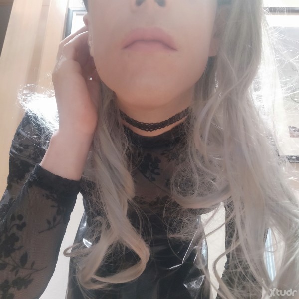 Xtudr - Wetfella_33: ABDL + BDSM + SCAT 
cosquillas, bondage, crossdressing, anal training, humillación, pis
(I'm a switch)