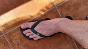 Xtudr - Footfetishpmi: Busco felpudo, mueble, reposapies,  que no se canse fácilmente. Yo un 43 y con sitio en Palma centro. NO ME INTERESAN...