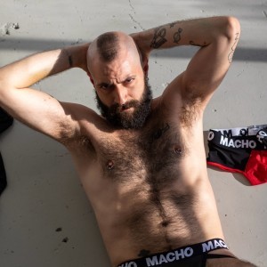 Xtudr - The_hairy_muse: https://linktr.ee/Elmuso 
Buscando dominante real para encuentros esporádicos  o posible relación 24/7
Eso no quiere...