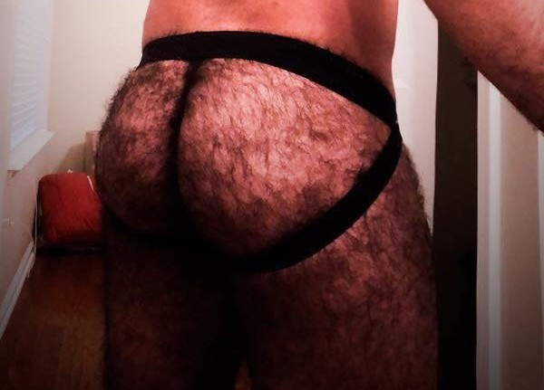 Xtudr - Spanking Madrid Culo disponible para cabrones con ganas de castigar. Enviad mensaje privado.