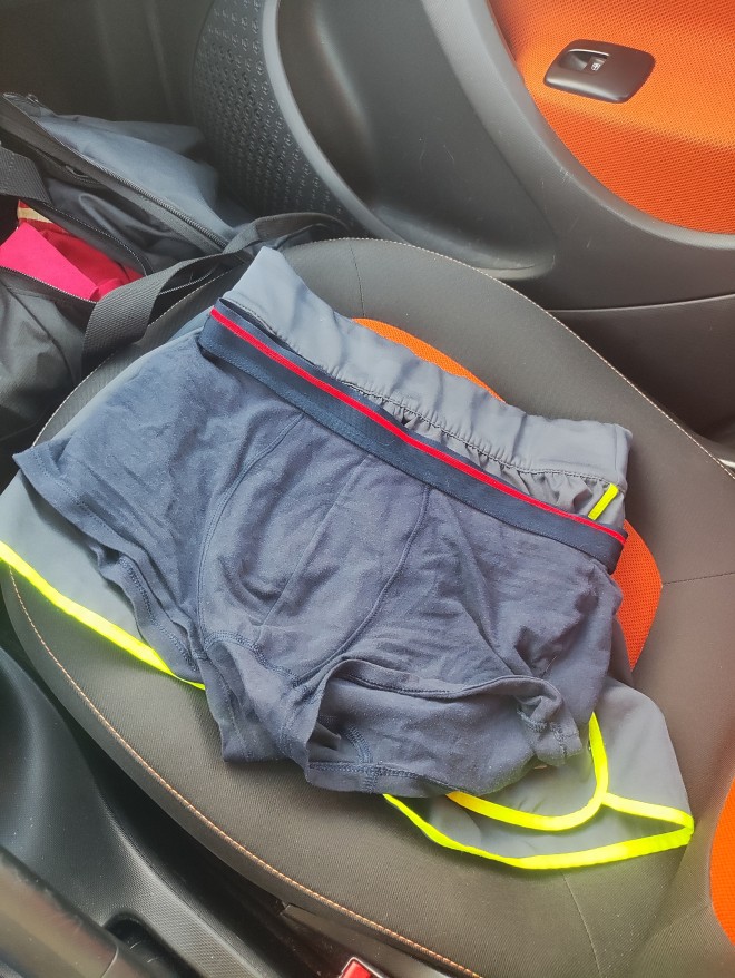 Xtudr - Intercambio de ropa deportiva, zapas, calcetos, gayumbos currados del Gym, running... Deporte en General.  Vengo gayumbos y pantalones robados del gym

Muy sudados y si quieres los curro mas 